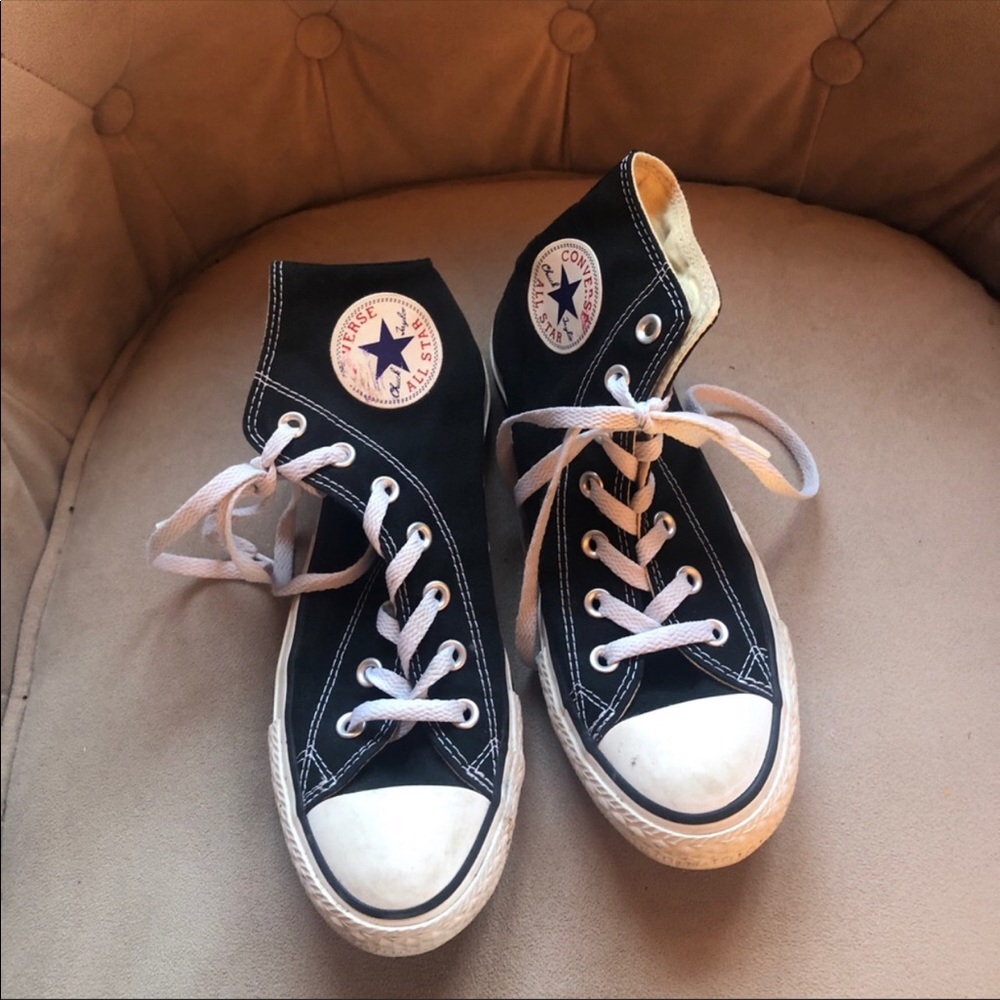 Black high top chuck Taylor’s